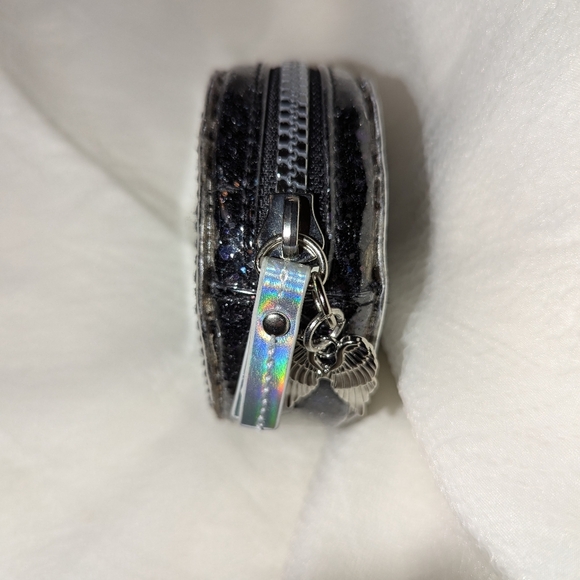 Victoria's Secret Fashion Show London 2014 Black w Silver Angel Coin Pouch GUC - Picture 3 of 7